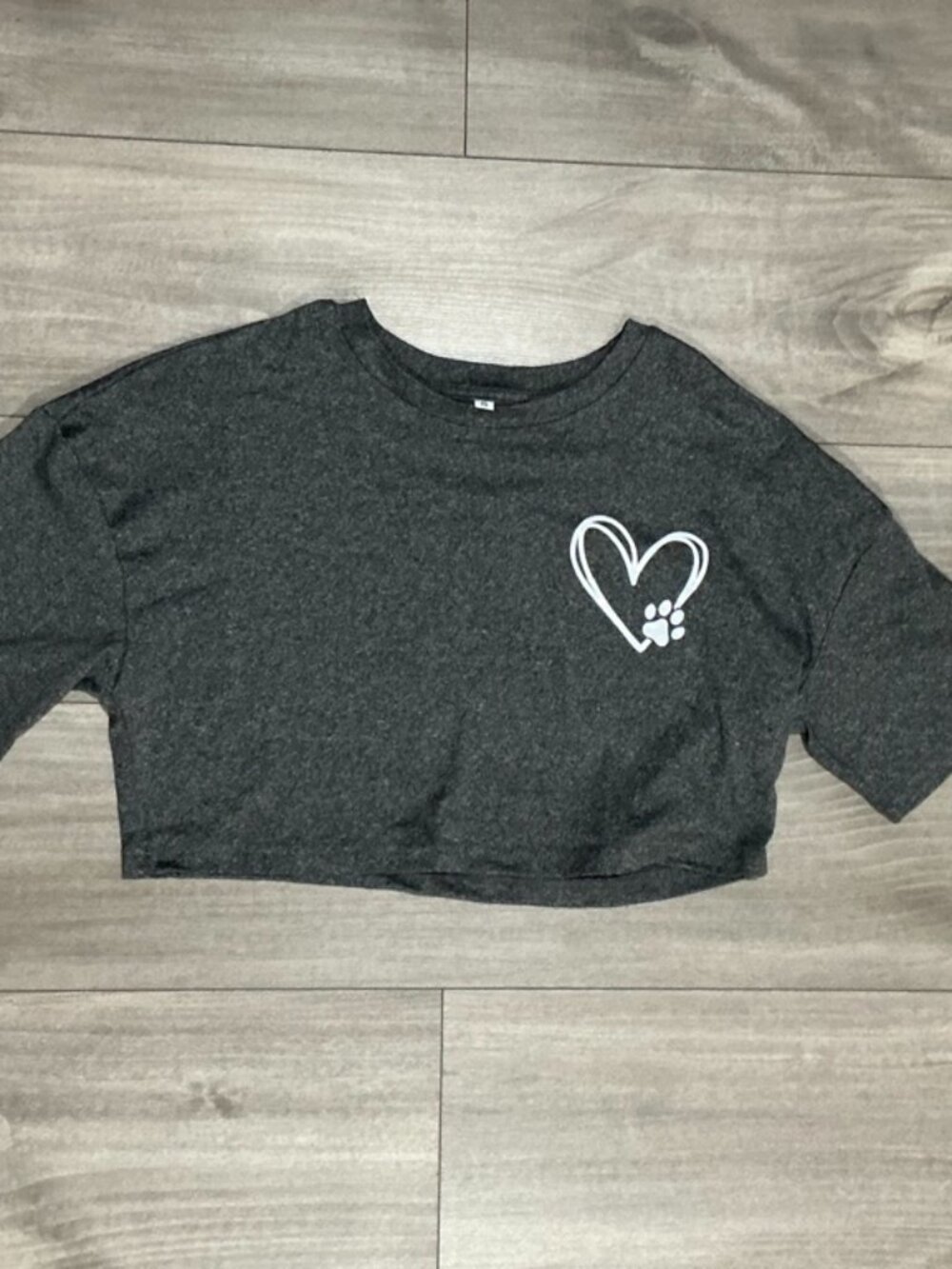 Unbranded Charcoal Gray Boxy Crop Tee Heart Paw Print Small